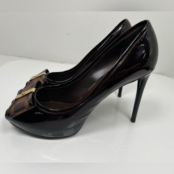 Louis Vuitton Brown Patent Leather Valentine Peep Toe Pumps Size 41 - Picture 4 of 13
